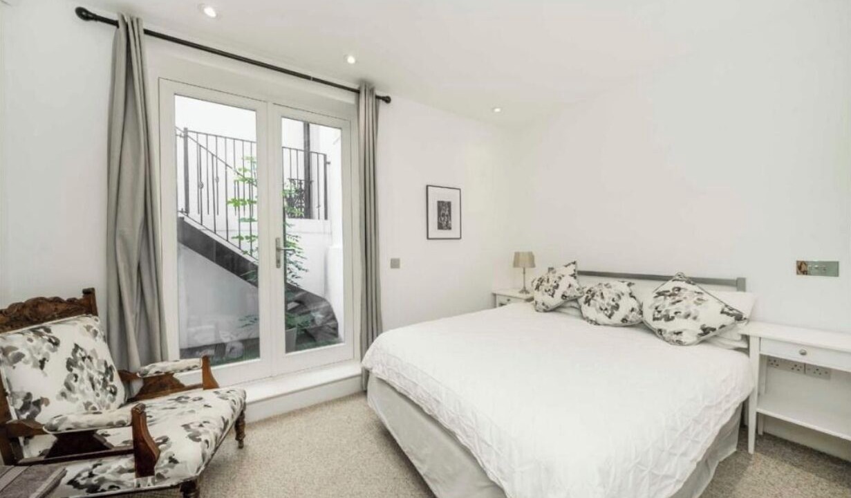 Photo of Bedroom in Kilburn