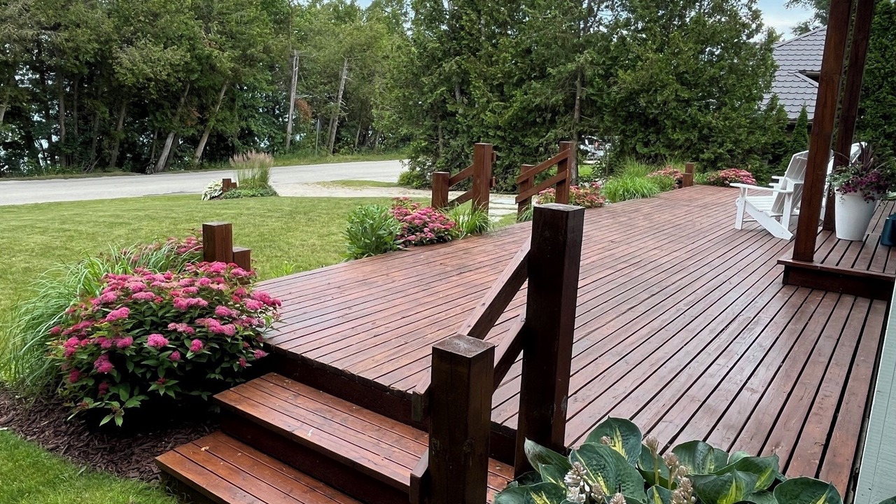 Photo of Patio Balcony in Huron-Kinloss