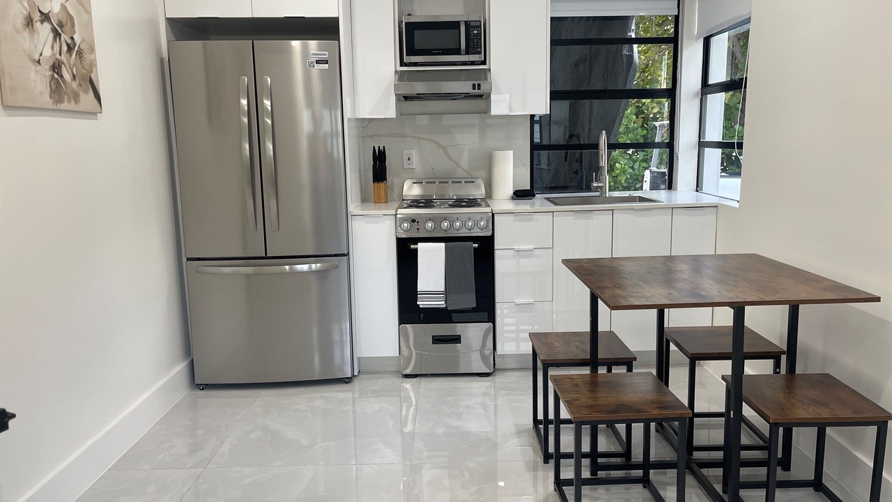 Photo of Kitchen in Flamingo Parks