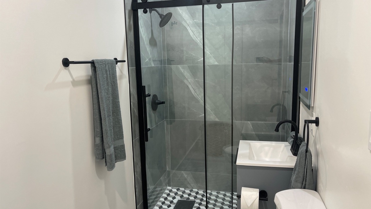 Photo of Bathroom in Flamingo Parks