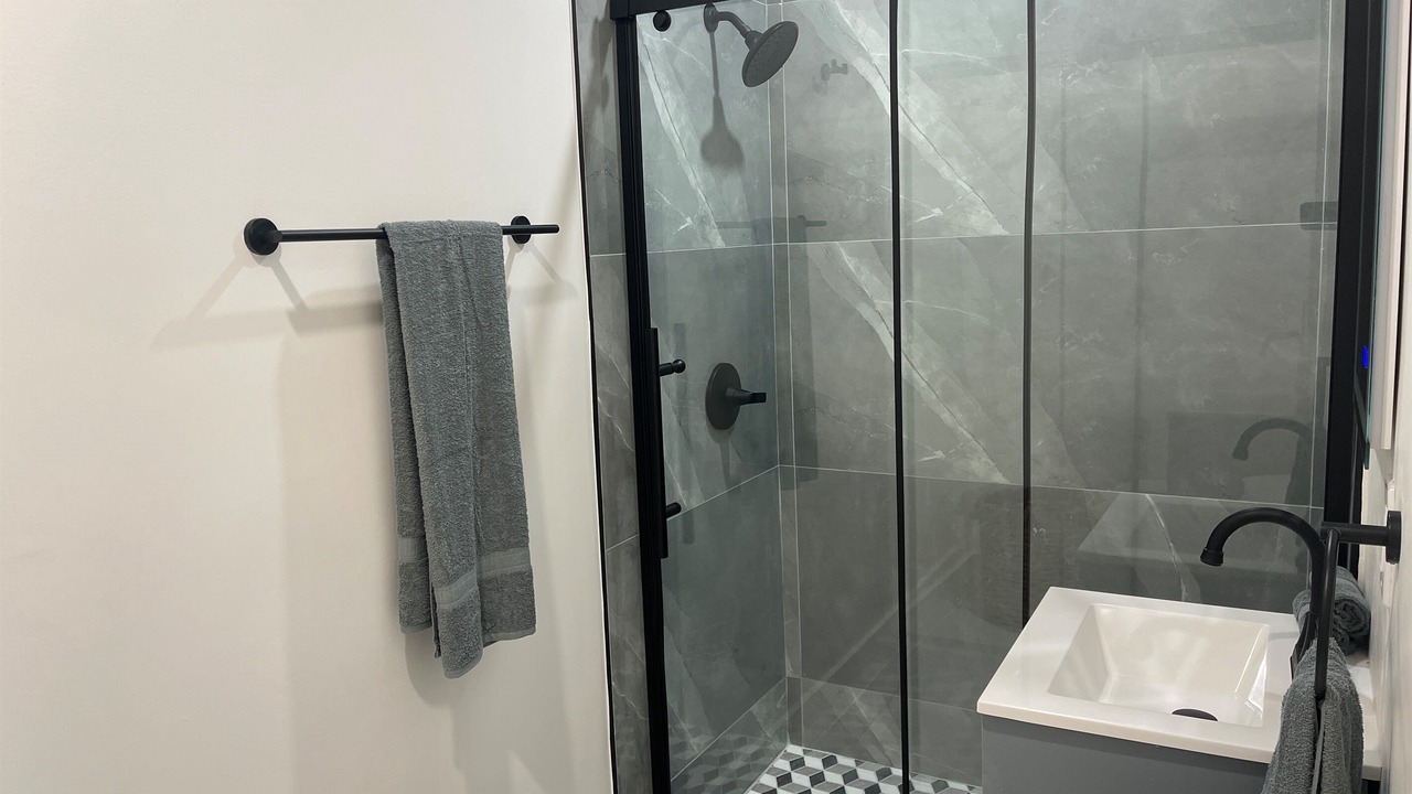Photo of Bathroom in Flamingo Parks