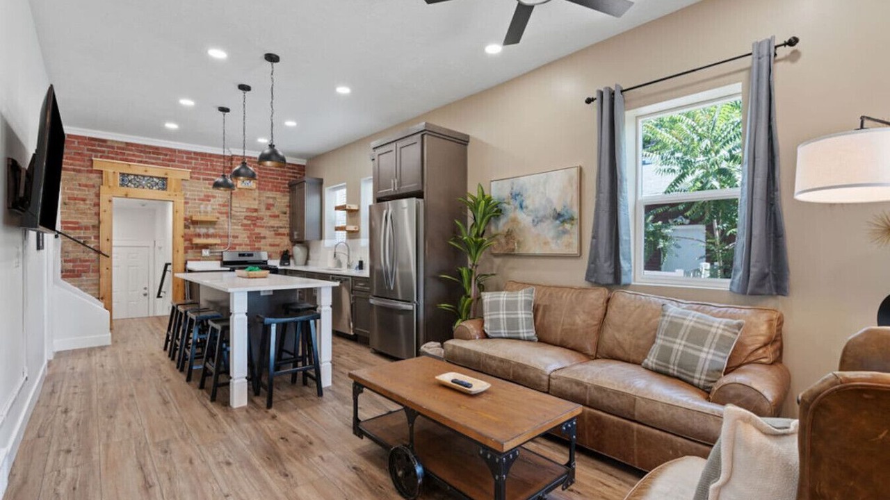 Photo of Livingroom in South Salt Lake
