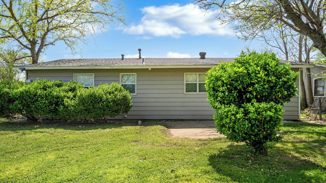 Photo of Outdoor in Lawton