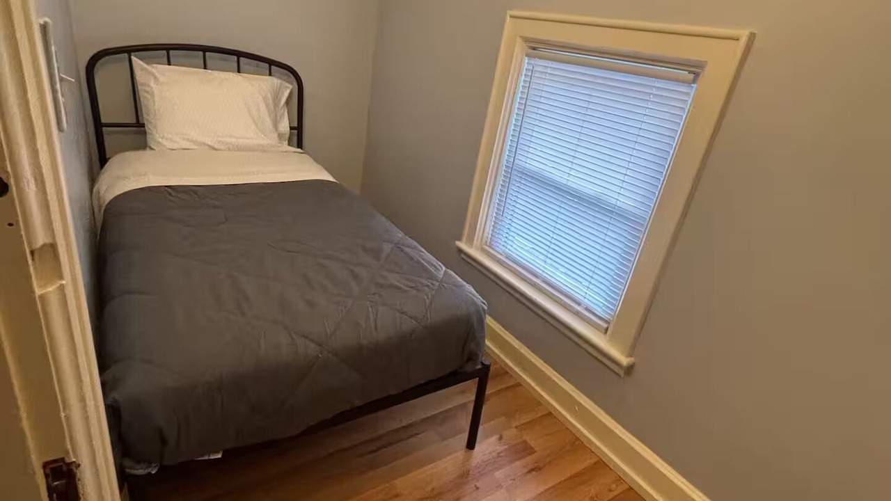 Photo of Bedroom in Old North End