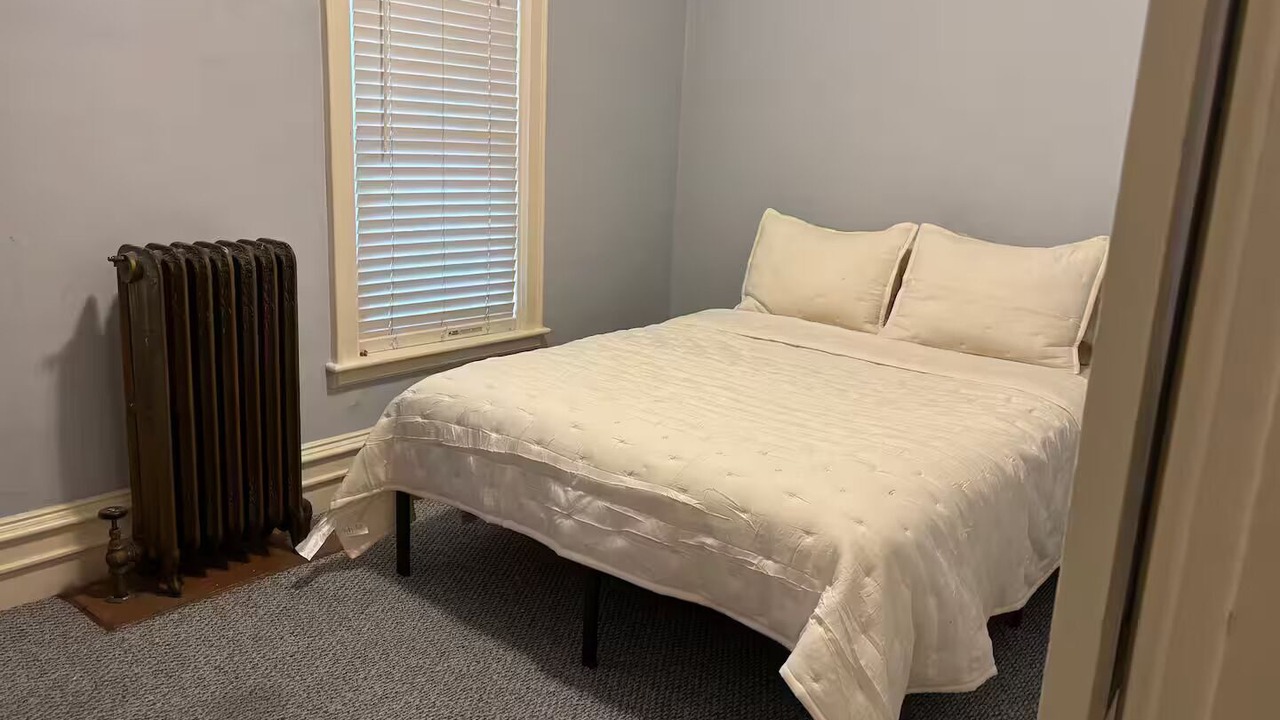 Photo of Bedroom in Old North End