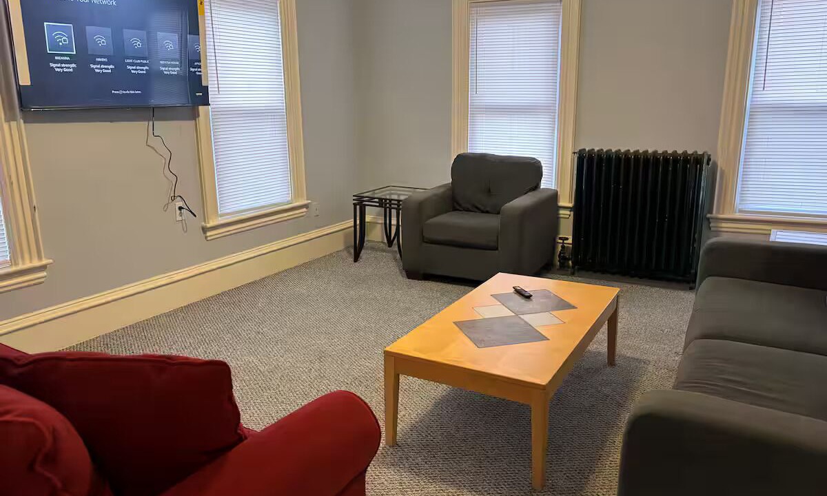 Photo of Livingroom in Old North End