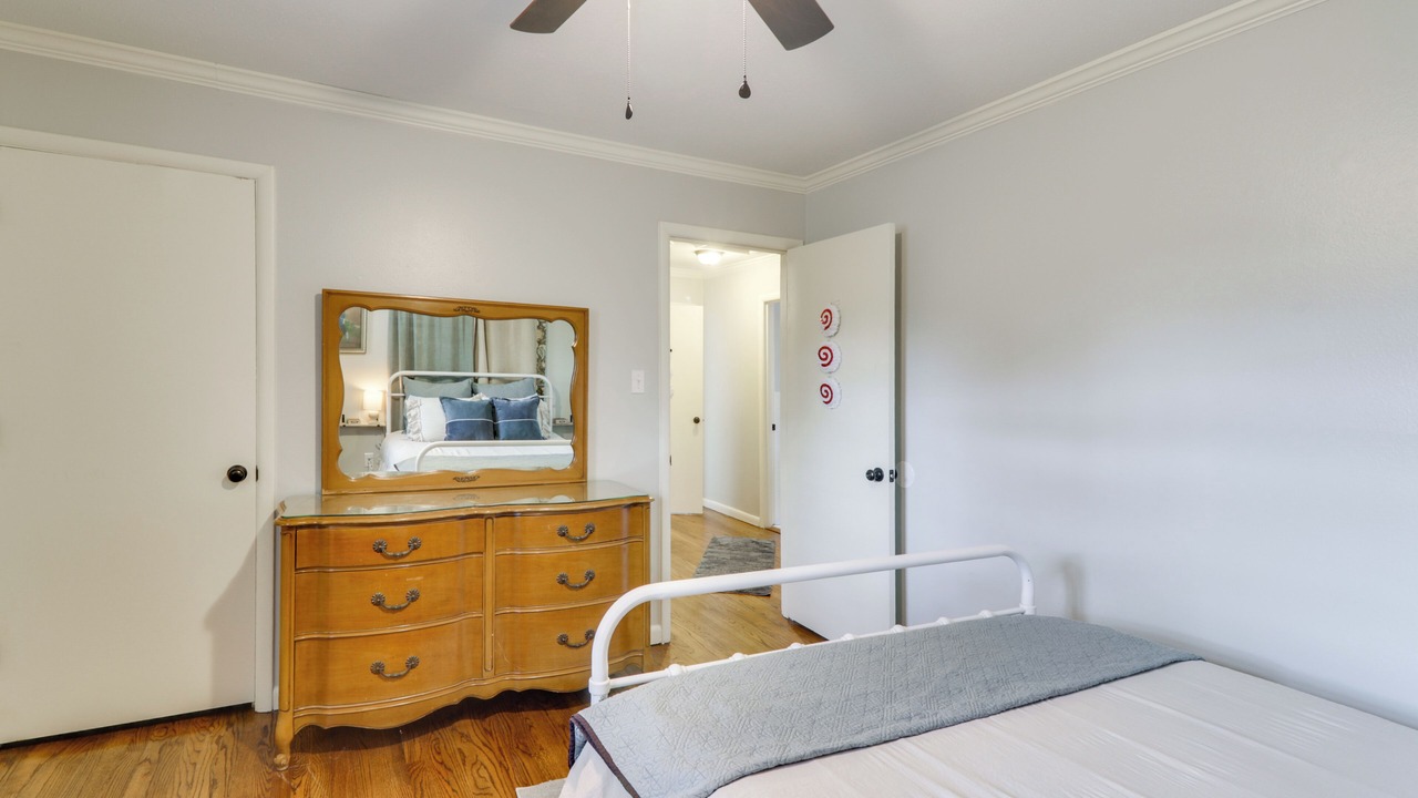 Photo of Bedroom in Pine Bluff