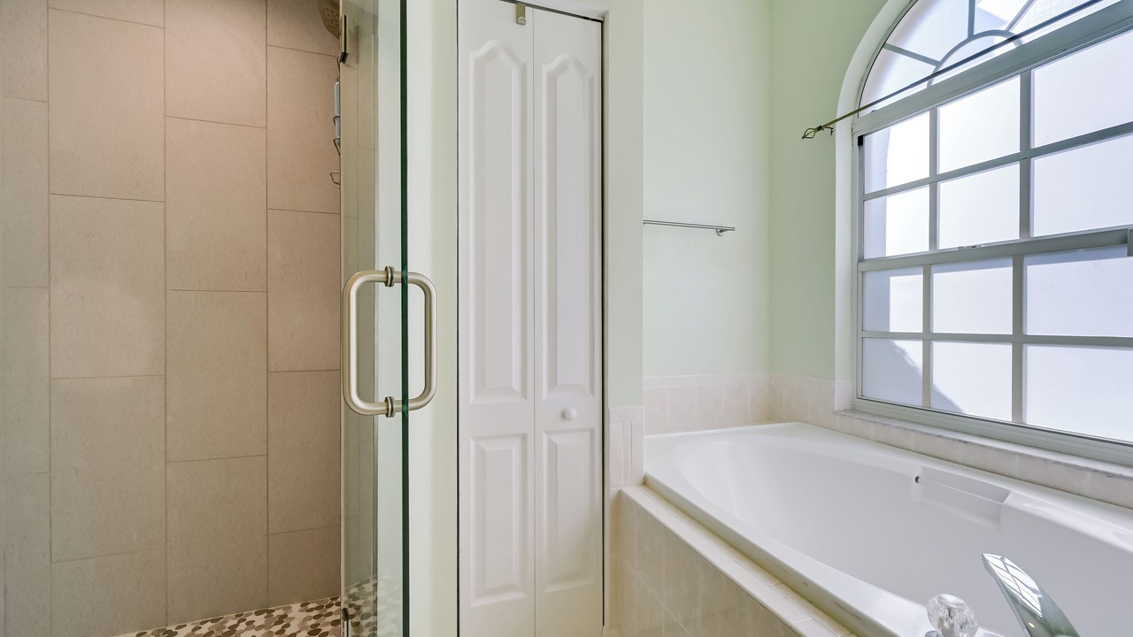 Photo of Bathroom in Land O' Lakes