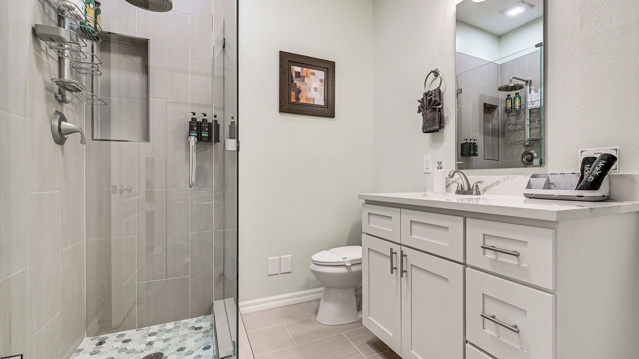 Photo of Bathroom in Land O' Lakes