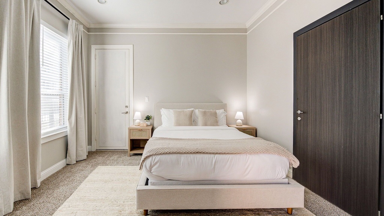 Photo of Bedroom in Greenway Plaza-Upper Kirby