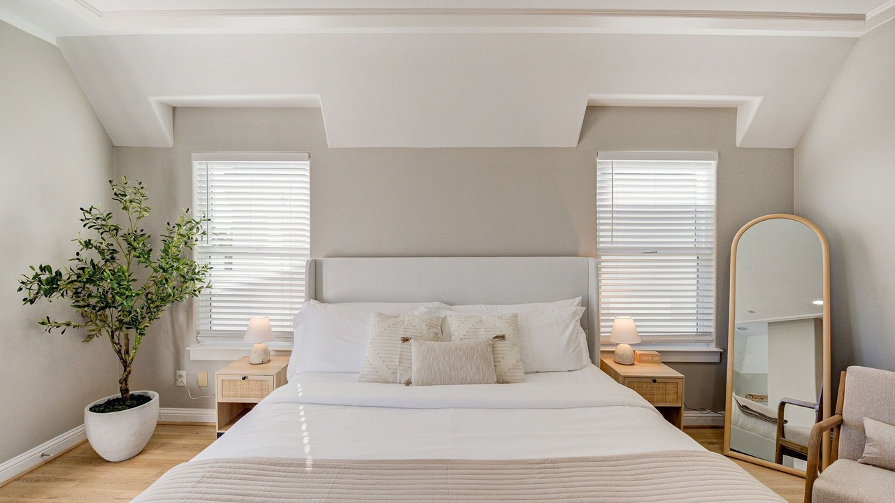 Photo of Bedroom in Greenway Plaza-Upper Kirby