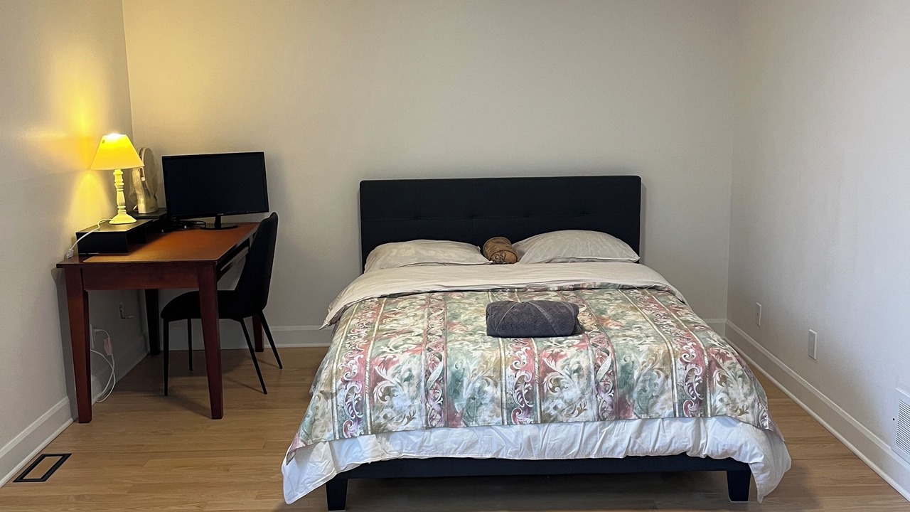 Photo of Bedroom in Ottawa Division
