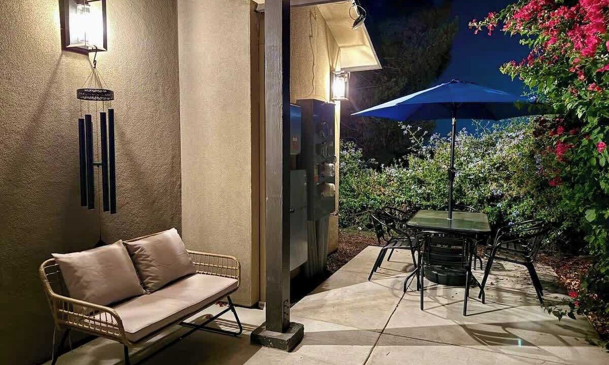 Photo of Outdoor in East Grove