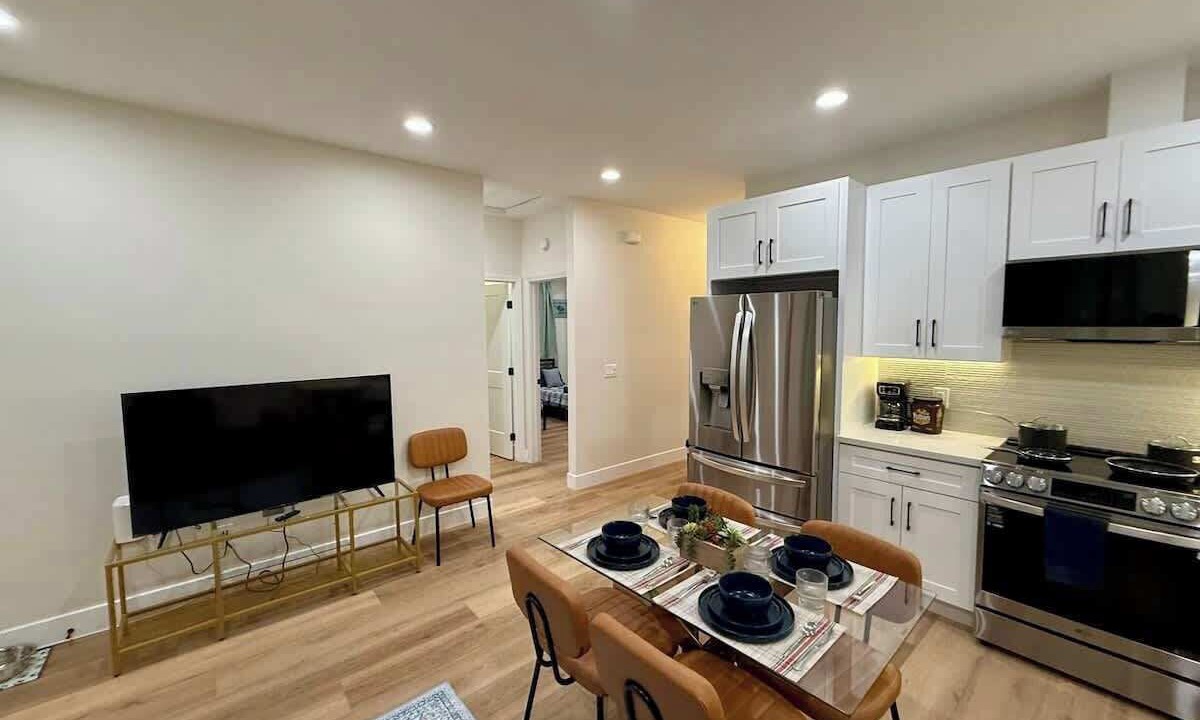 Photo of Kitchen in East Grove