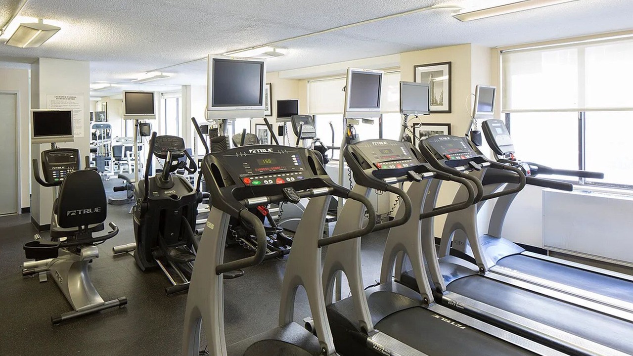 Photo of Others in Downtown Brooklyn