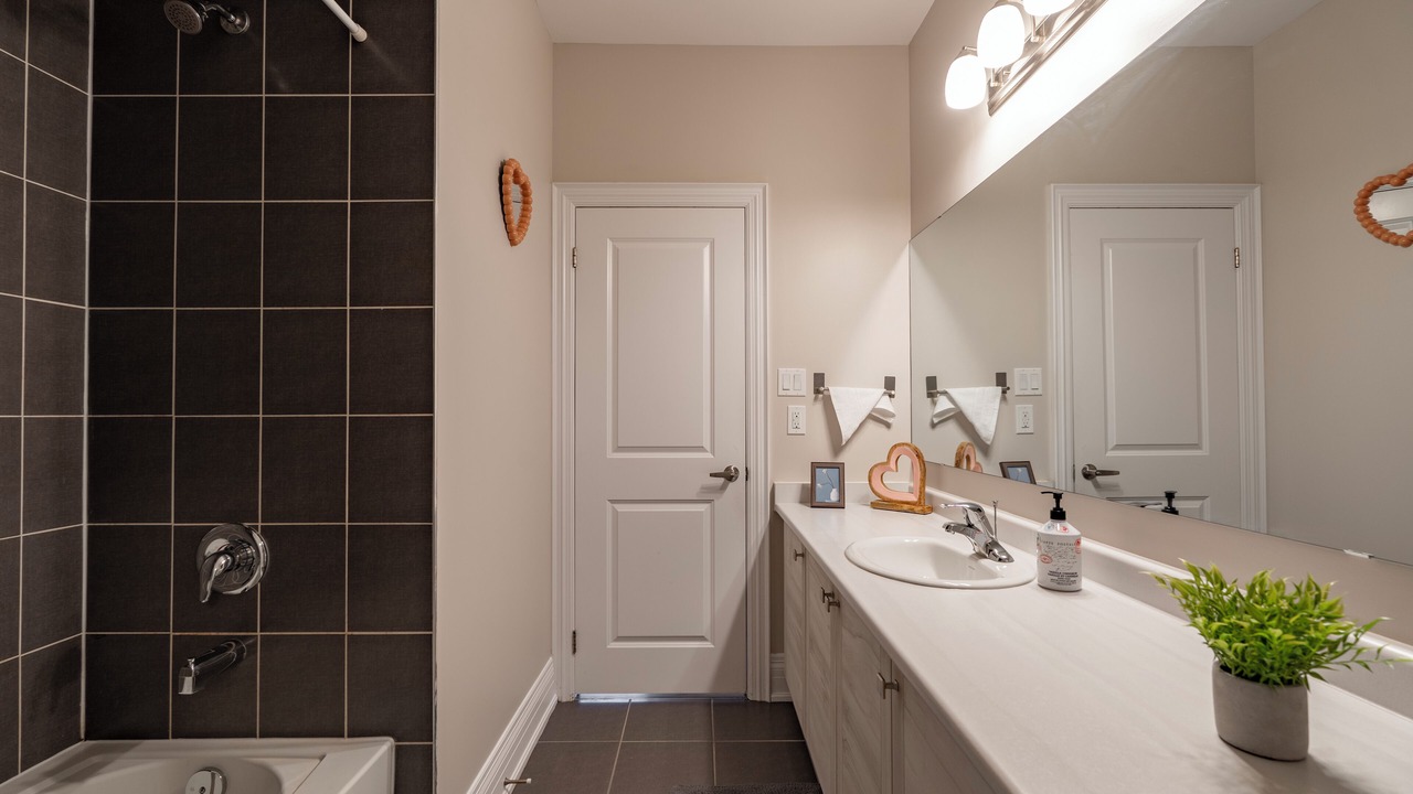 Photo of Bathroom in Caledon