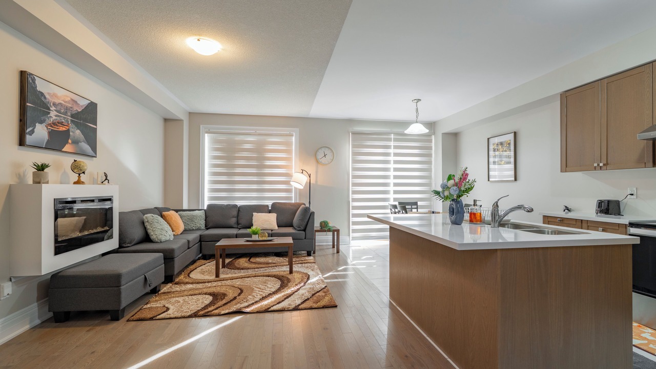 Photo of Livingroom in Caledon