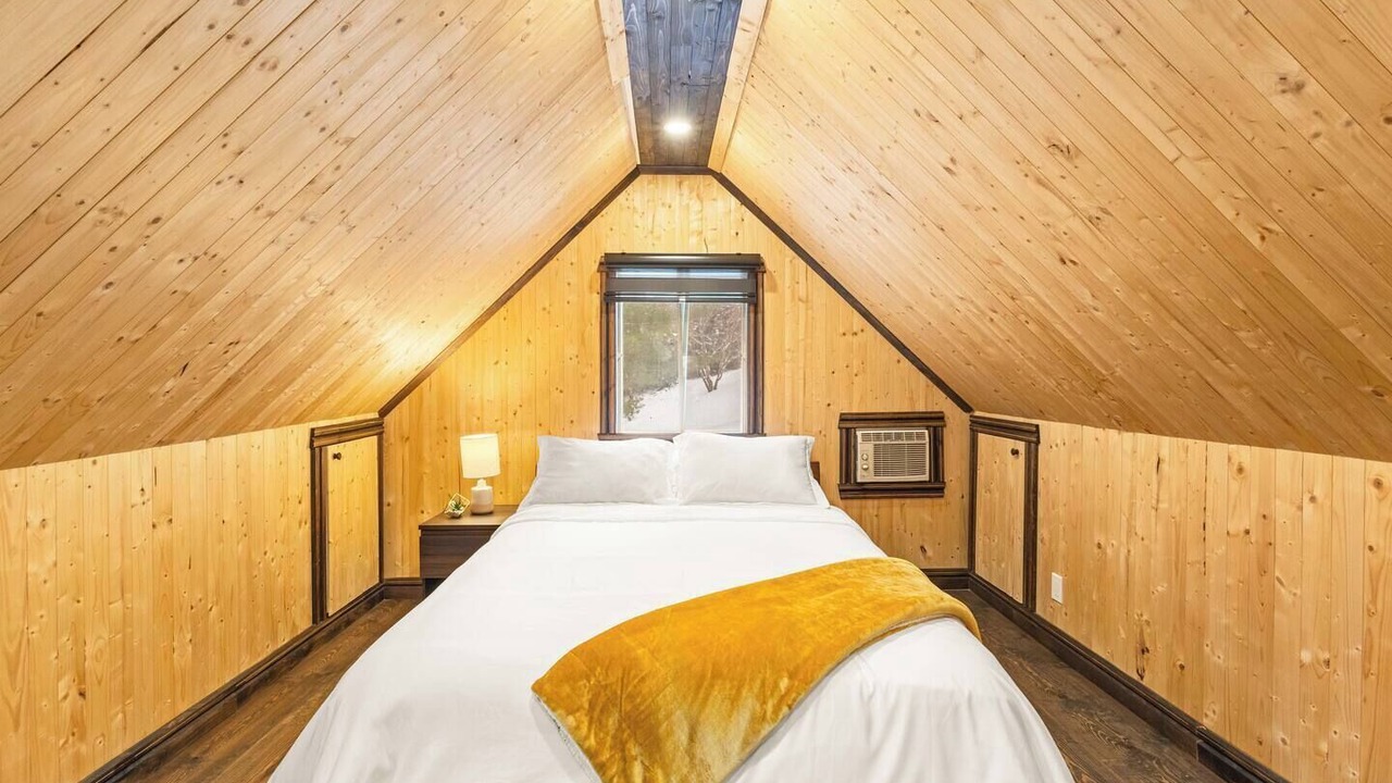 Photo of Bedroom in Sainte-Lucie-des-Laurentides