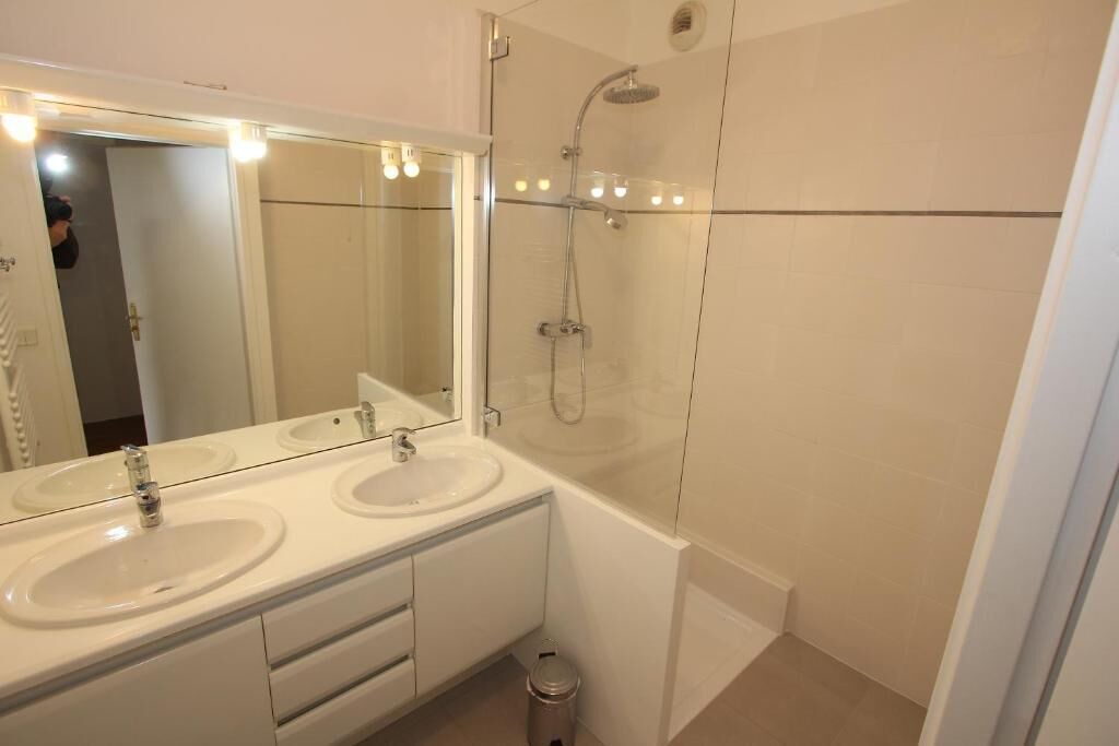 Photo of Bathroom in Serris