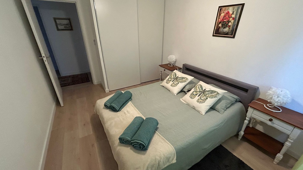 Photo of Bedroom in Alco