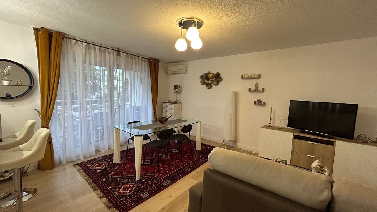 Photo of Livingroom in Alco