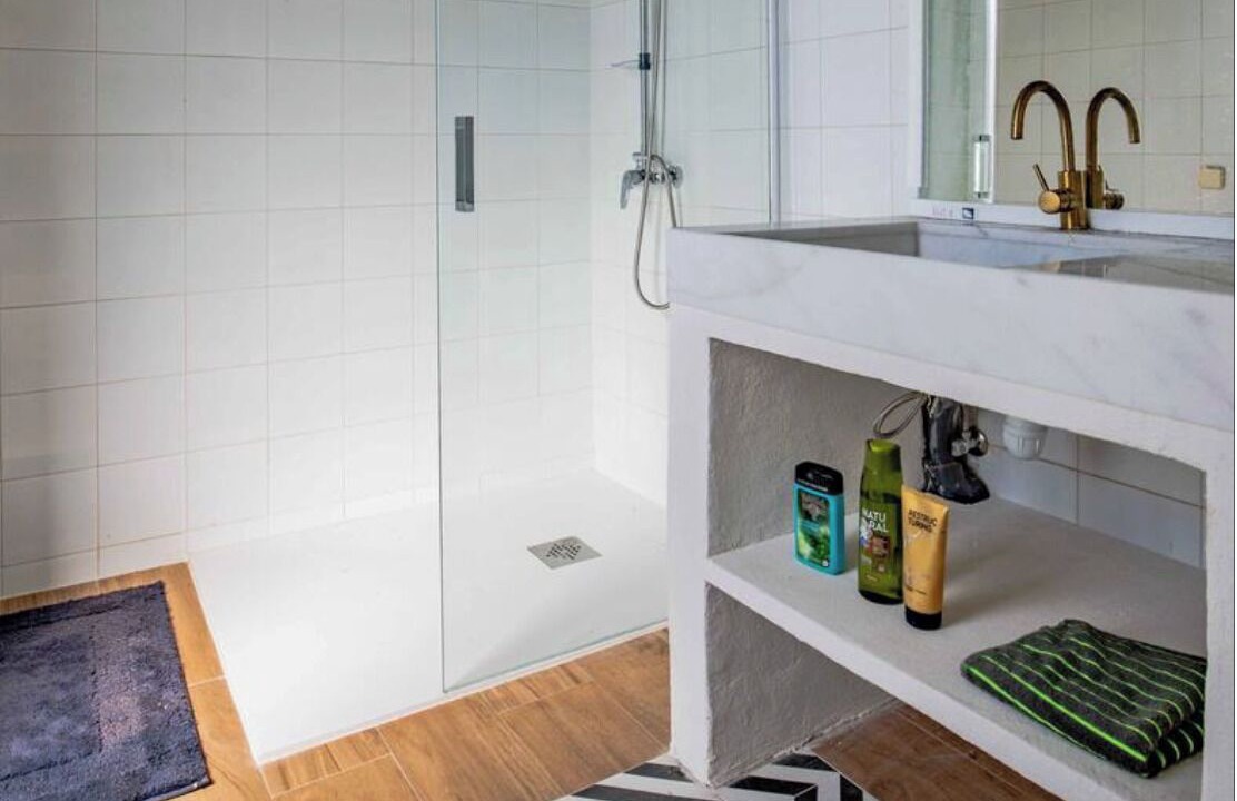 Photo of Bathroom in Teia