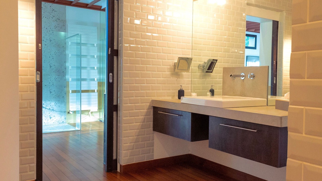 Photo of Bathroom in Voivres-les-le-Mans