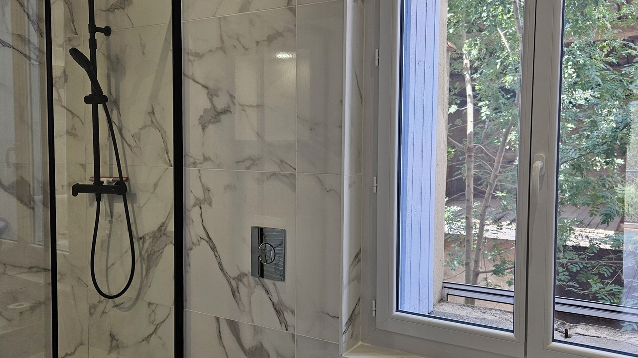 Photo of Bathroom in Lamalou-les-Bains