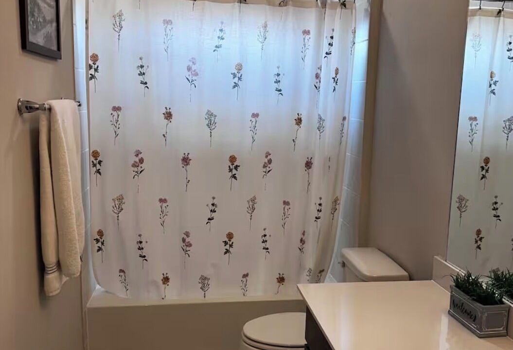Photo of Bathroom in Red Oak