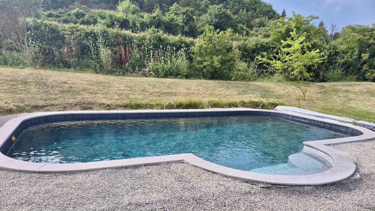Photo of Outdoor in Saint-Vincent-de-Barres