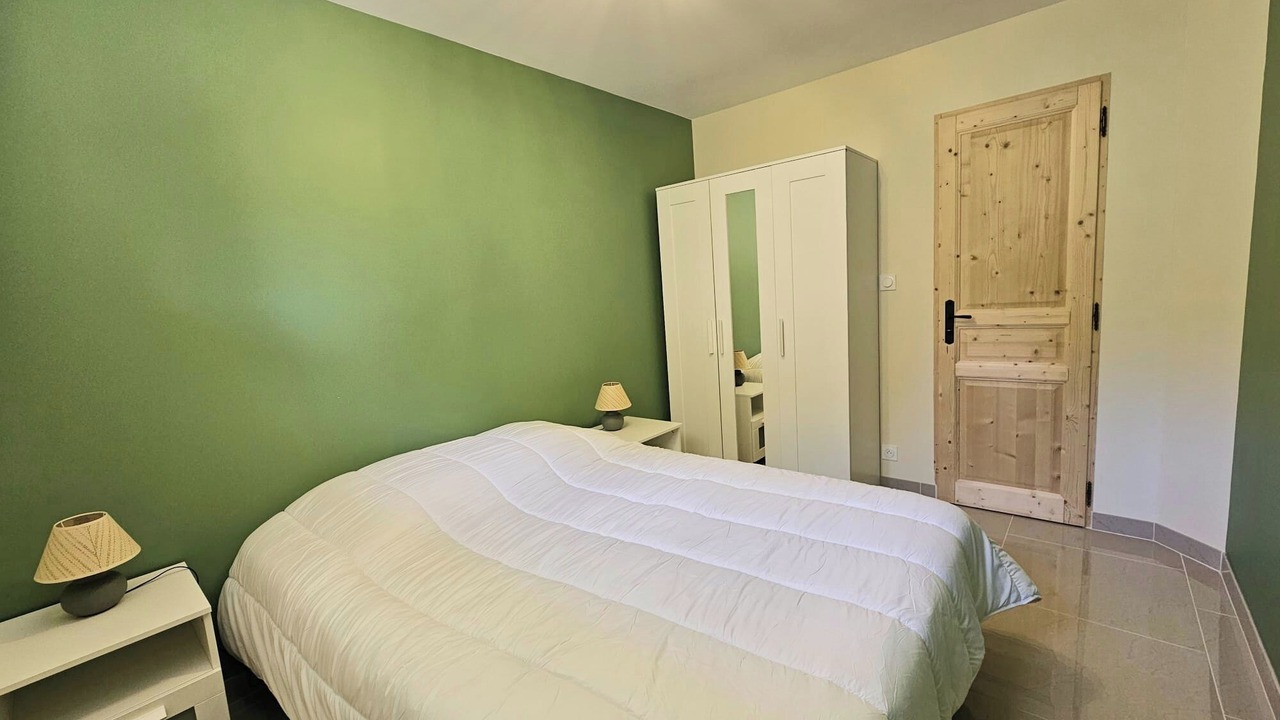 Photo of Bedroom in Saint-Vincent-de-Barres