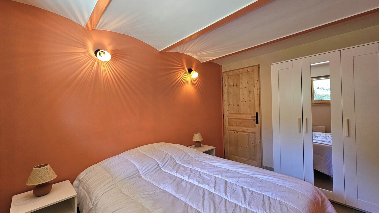 Photo of Bedroom in Saint-Vincent-de-Barres