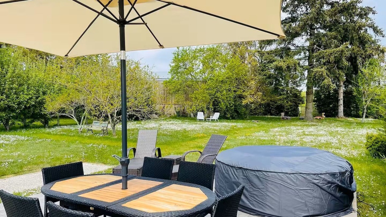 Photo of Outdoor in Droue