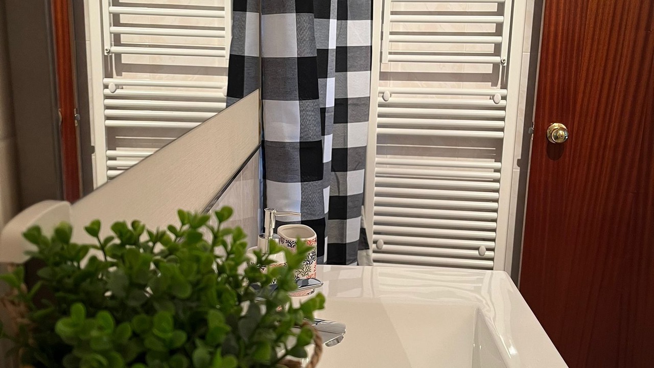 Photo of Bathroom in Albalate del Arzobispo
