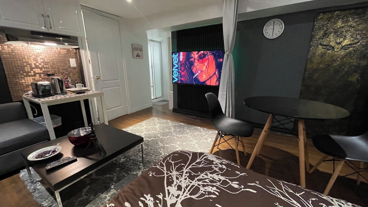 Photo of Bedroom in Richmond Hill
