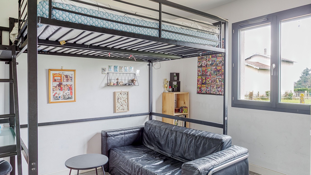 Photo of Livingroom in Saint-Didier-de-Formans