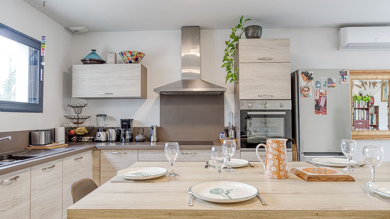 Photo of Kitchen in Saint-Didier-de-Formans