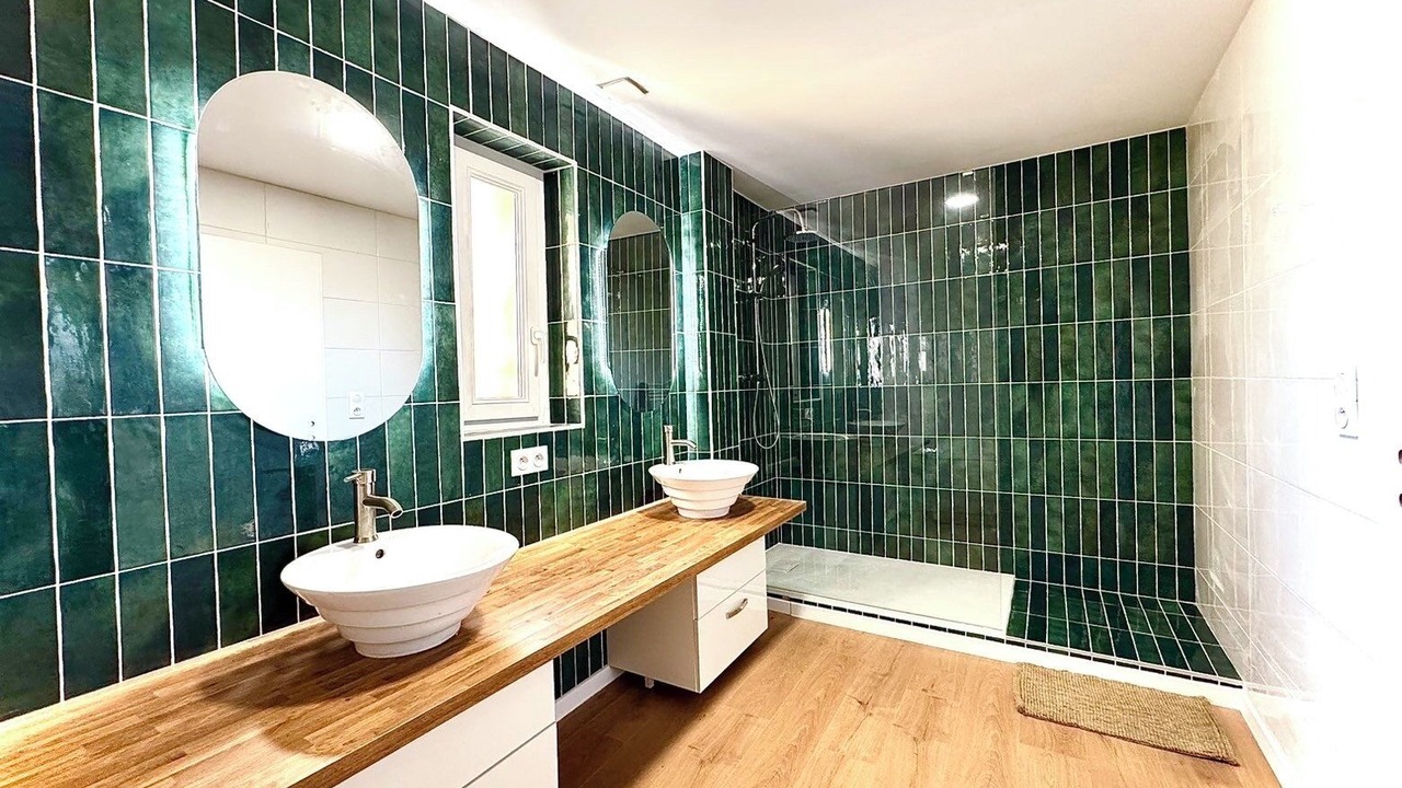 Photo of Bathroom in Saint-Aignan