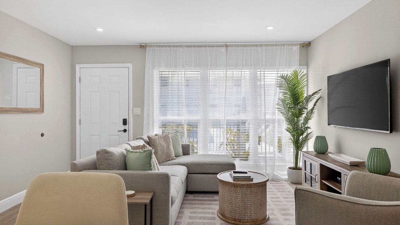 Photo of Livingroom in Coral Ridge
