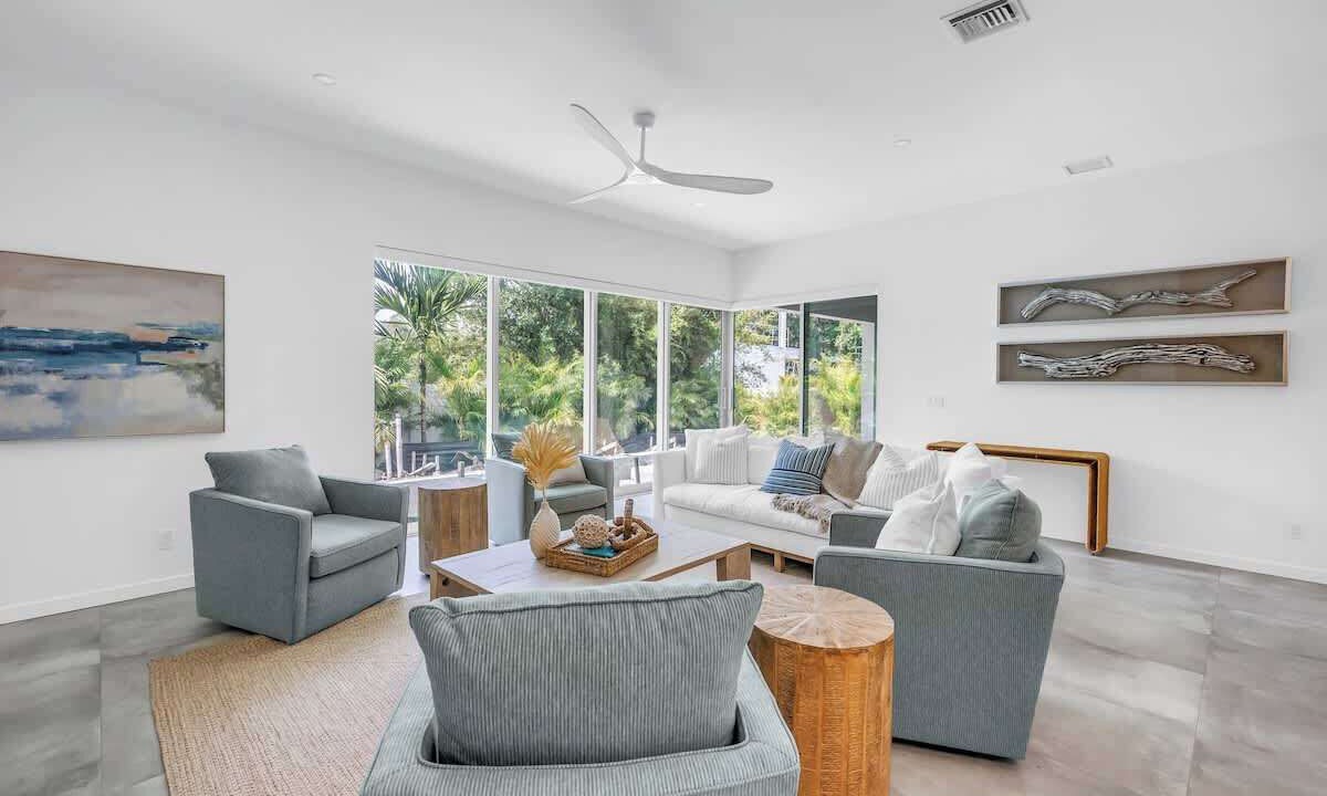 Photo of Livingroom in Arlington Park