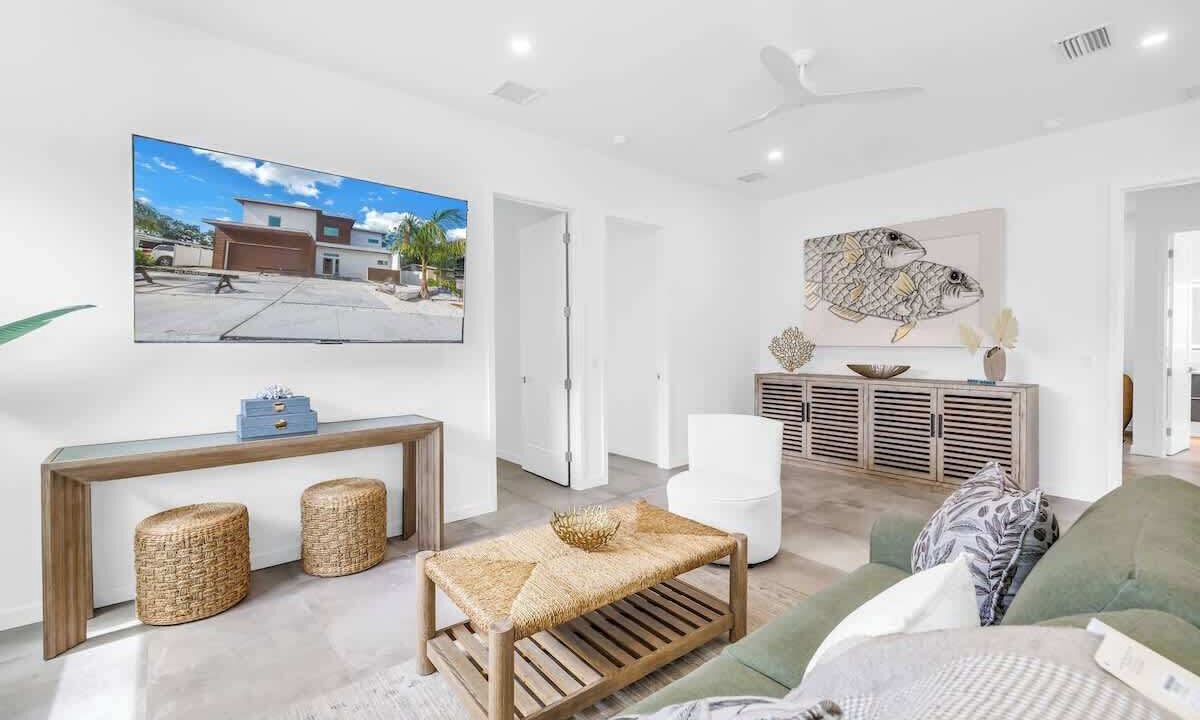 Photo of Livingroom in Arlington Park