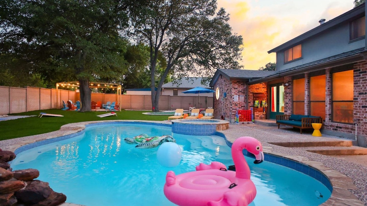 Photo of Outdoor in Vance Jackson
