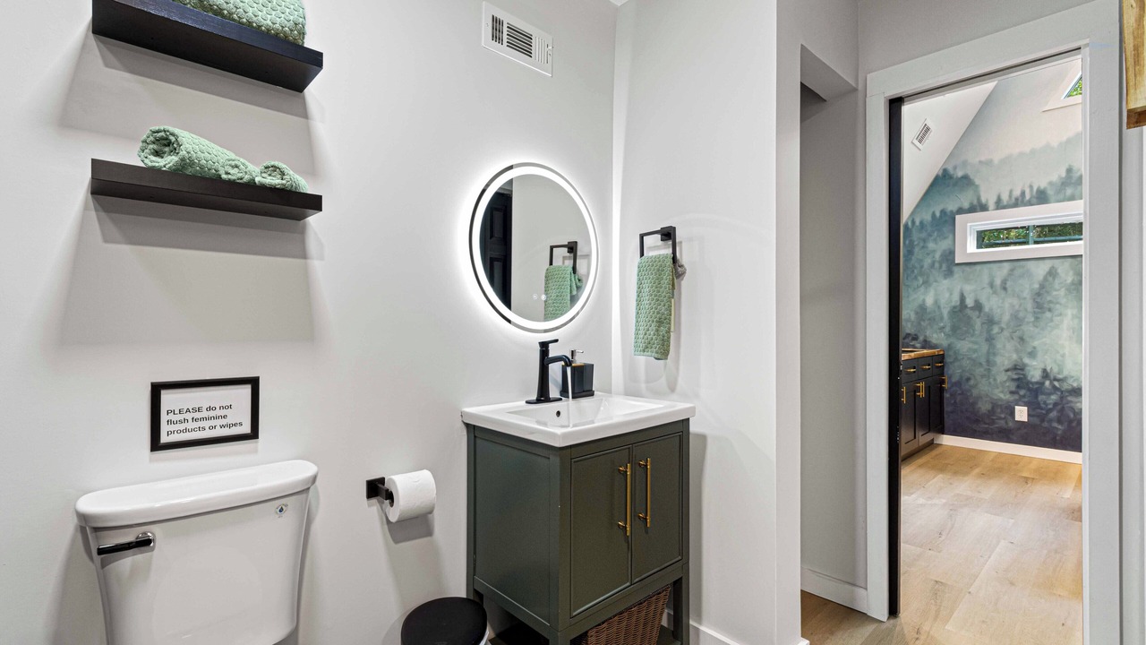 Photo of Bathroom in Cashes Valley