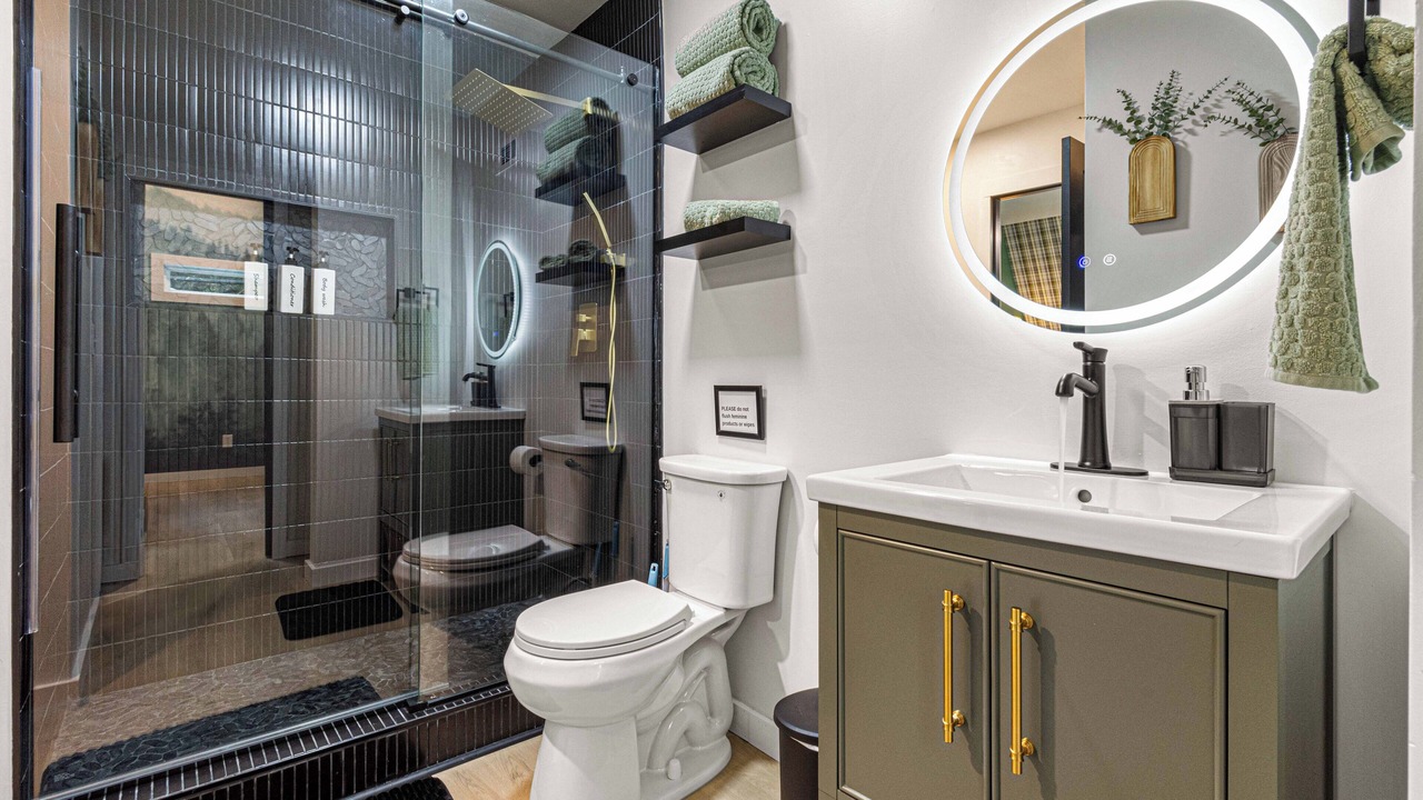 Photo of Bathroom in Cashes Valley