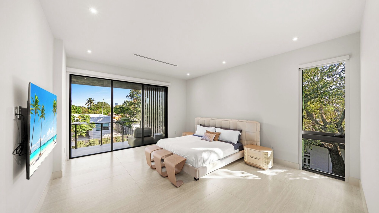 Photo of Bedroom in North Miami Beach