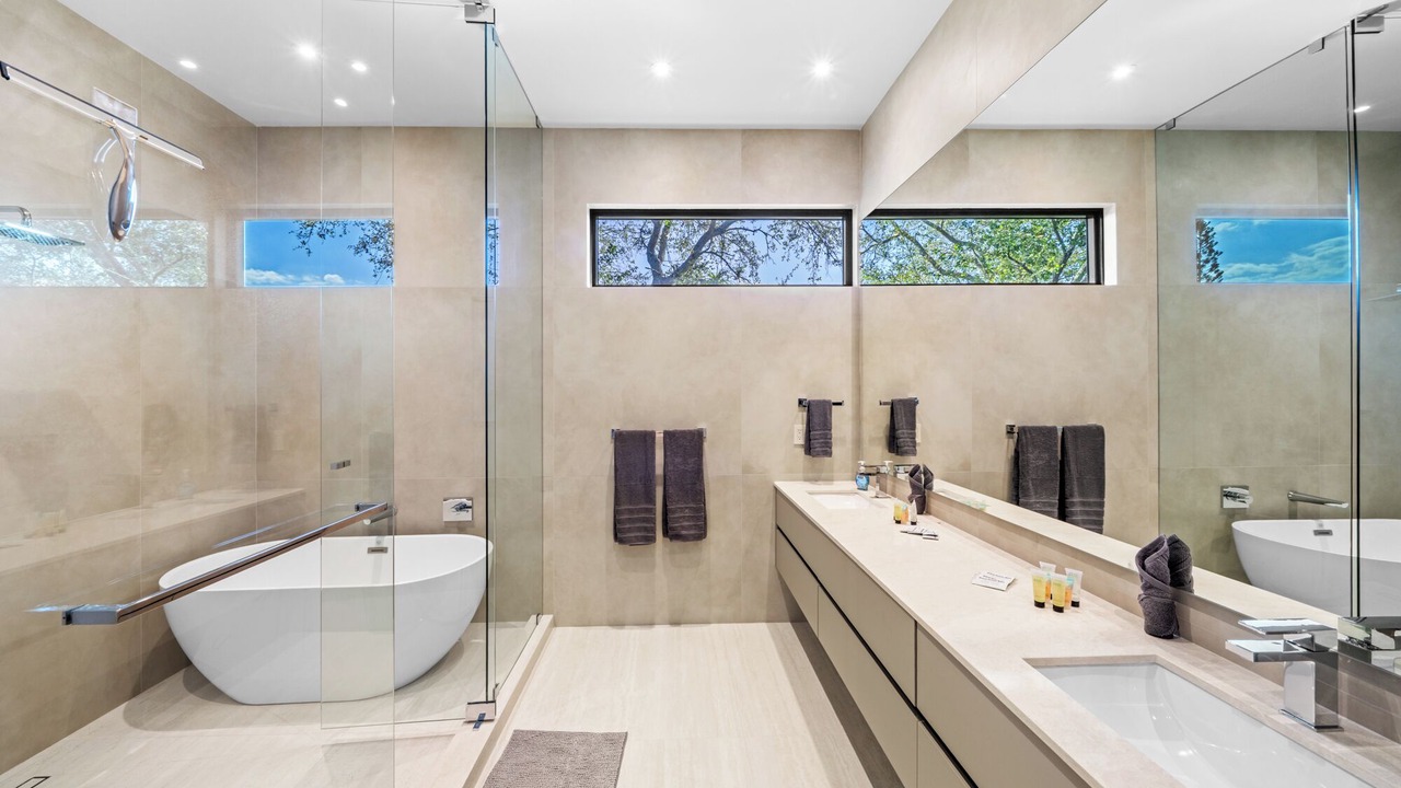 Photo of Bathroom in North Miami Beach