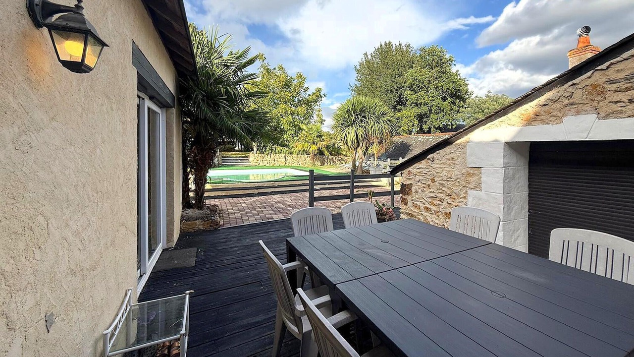 Photo of Others in Champigne