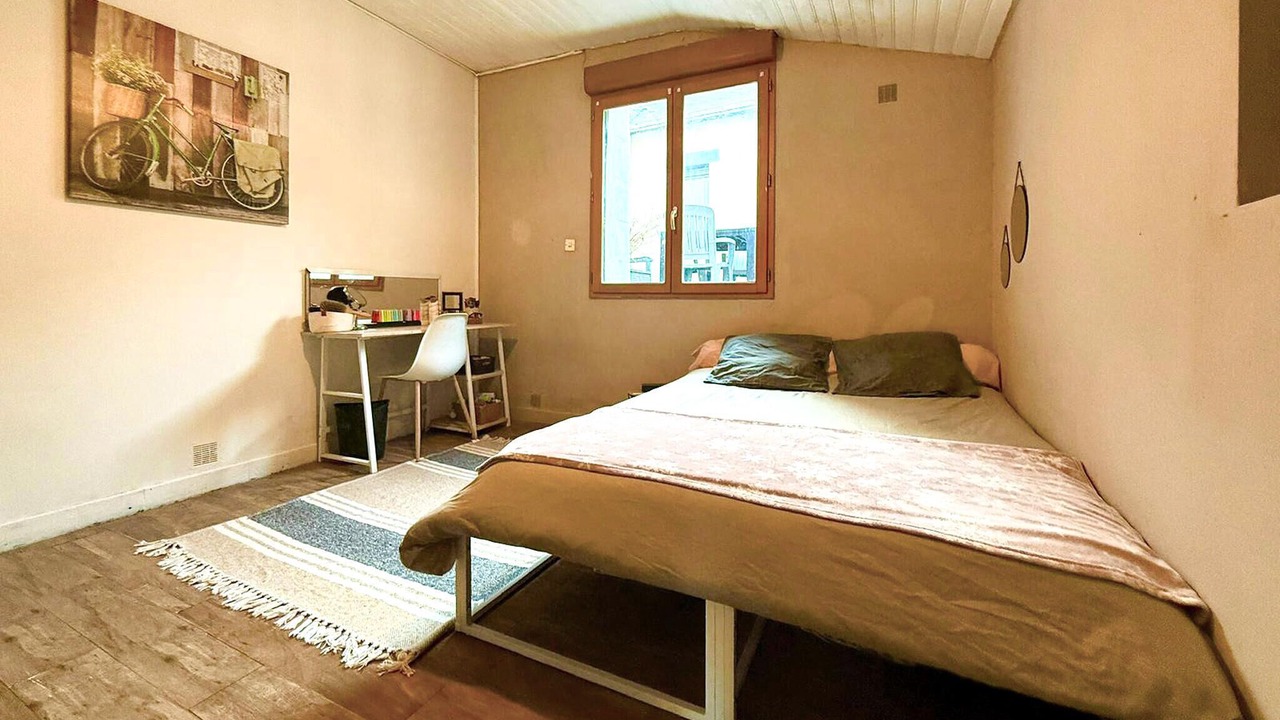 Photo of Others in Champigne