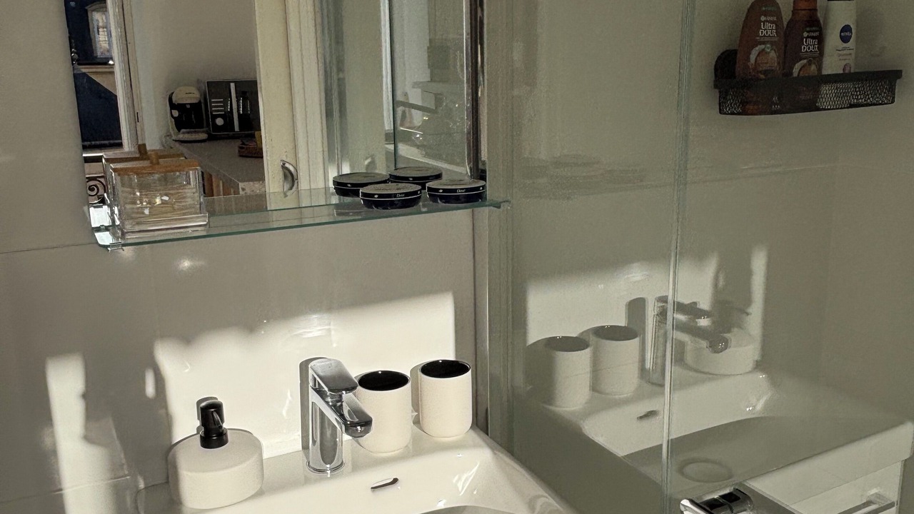 Photo of Bathroom in Notre-Dame