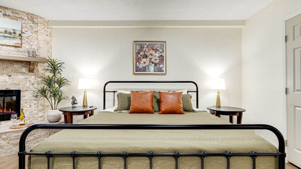 Photo of Bedroom in Ada